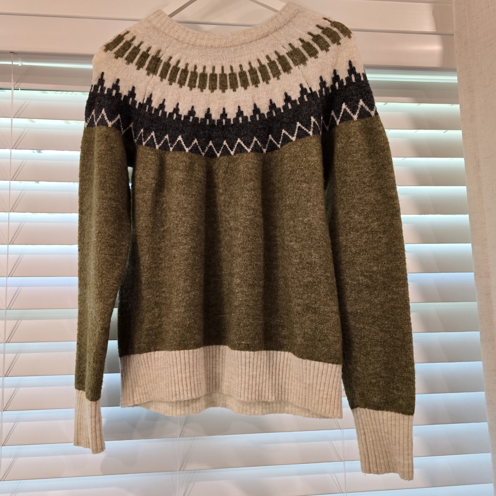 Vero Moda Cream and Green Knit Sweater